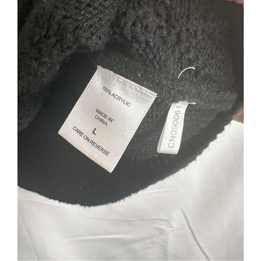 New York & Company Sweater - Picture 7 of 9